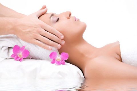 为什么越来越多的人学美容