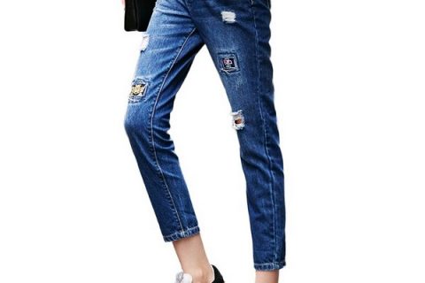 破洞牛仔裤自由穿搭之风